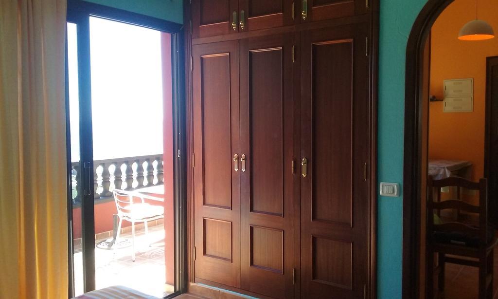 バジェ・グラン・レイ Casa Roja La Caleraヴィラ 部屋 写真